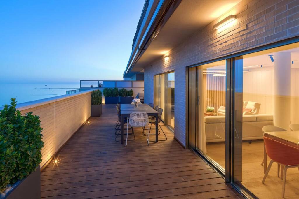 D&R Penthouse On The Beach Διαμέρισμα Μάλαγα Εξωτερικό φωτογραφία